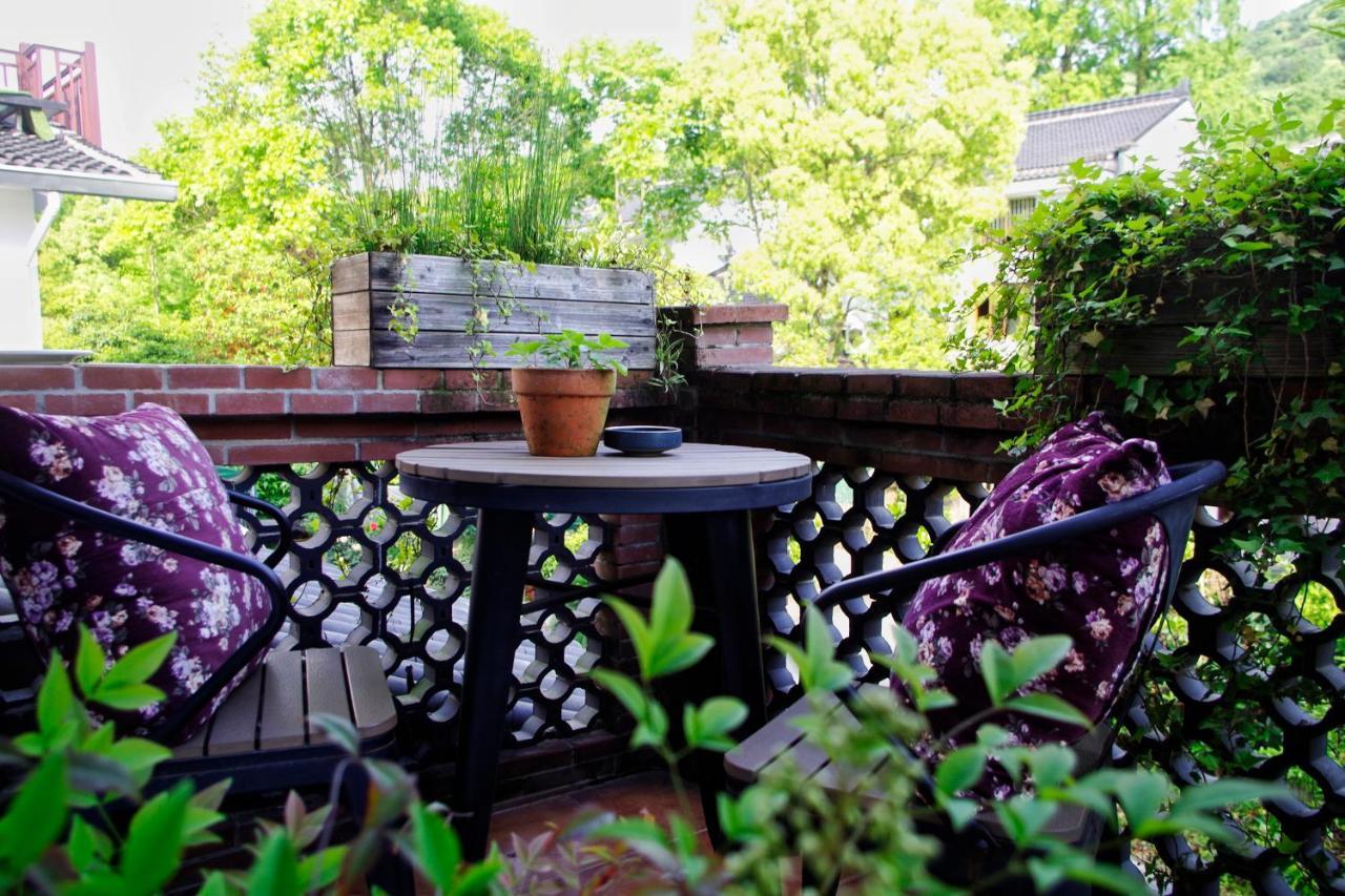 Hangzhou JiuYueJi Bed&Breakfast Exterior foto
